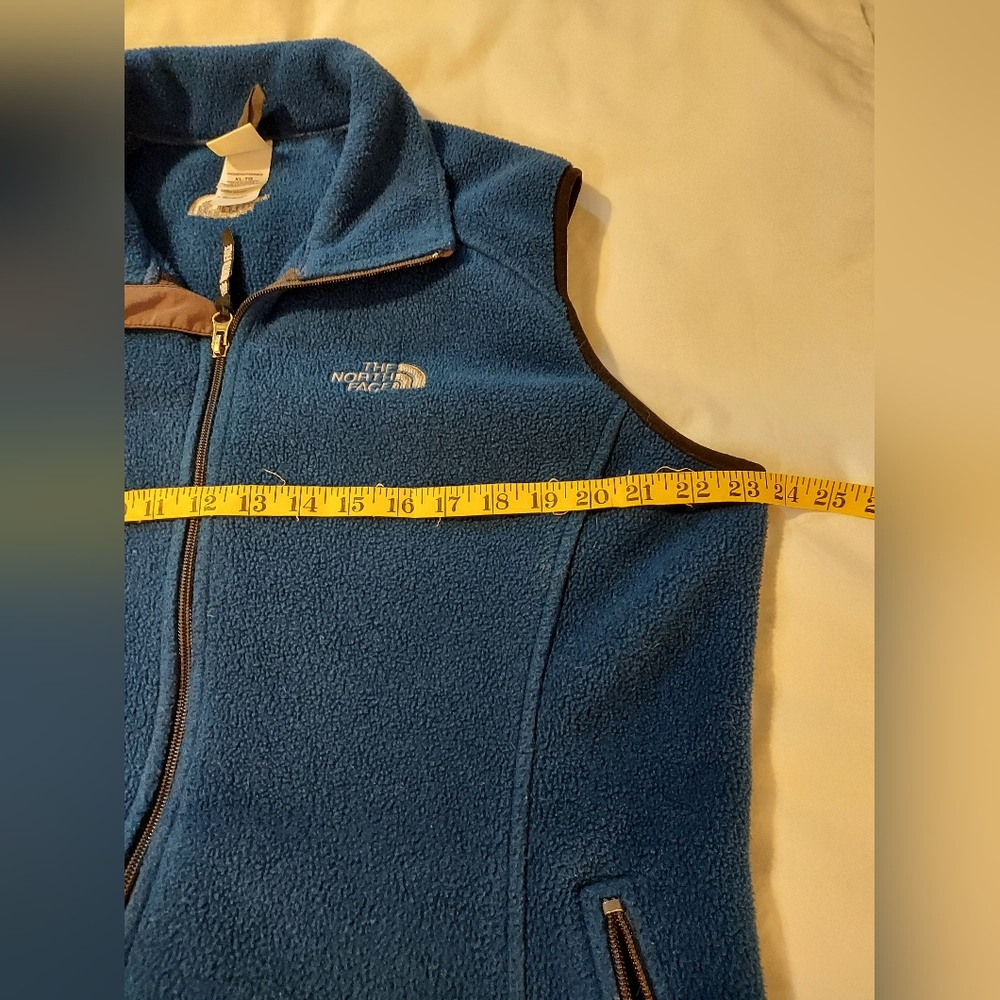 The North Face Cozy Blue Fleece Vest - Picture 5 of 7